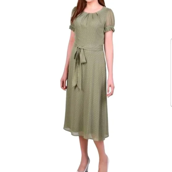 NY Collection | Dresses | Ny Collection Short Sleeve Belted Swiss Dot Midi Dress Olive Green Petite L | Poshmark NY Collection | Dresses | Ny Collection Short Sleeve Belted Swiss Dot Midi Dress Olive Green Petite L | Poshmark